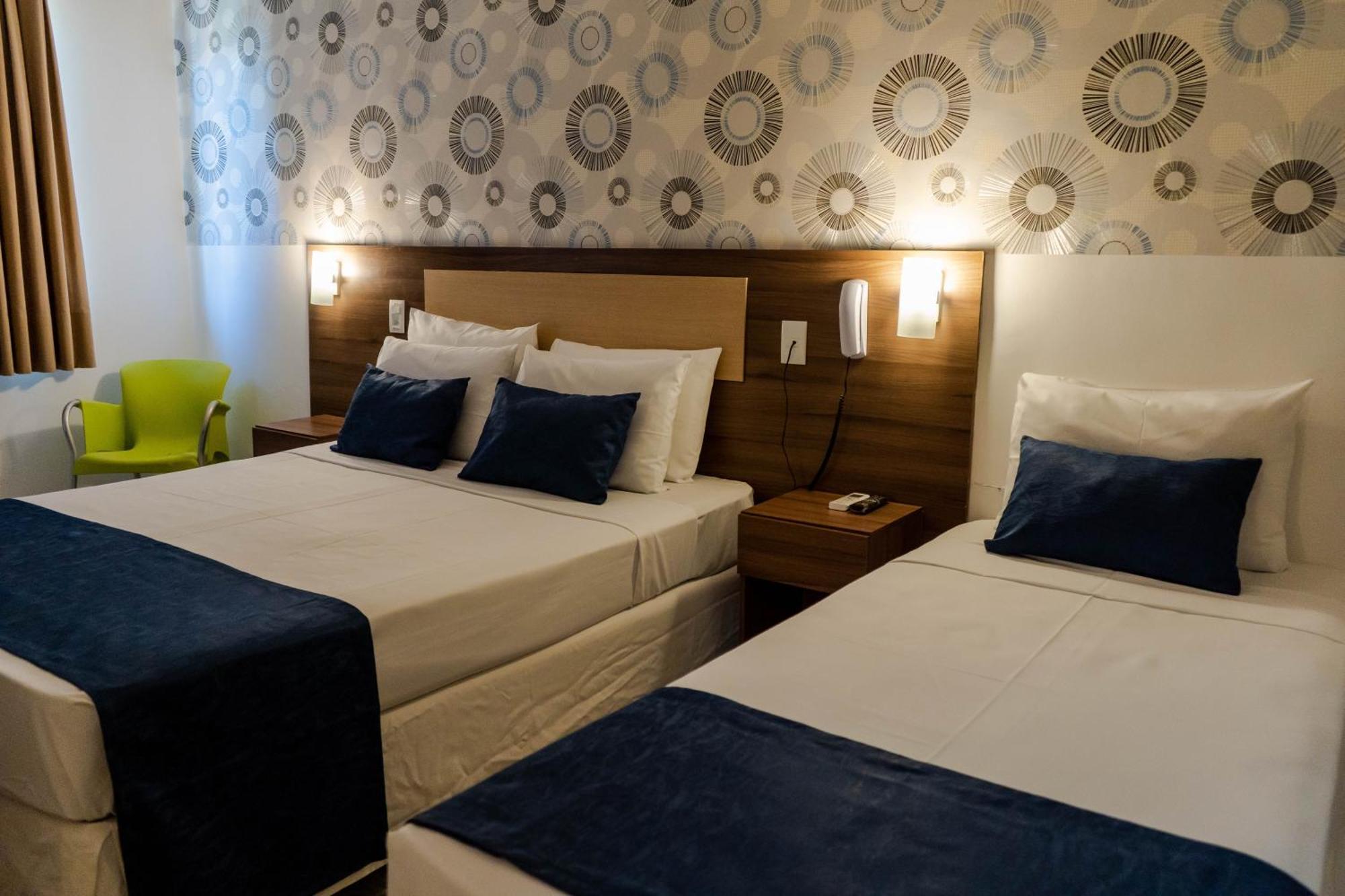 Milos Beach Hotel Акуираз Екстериор снимка