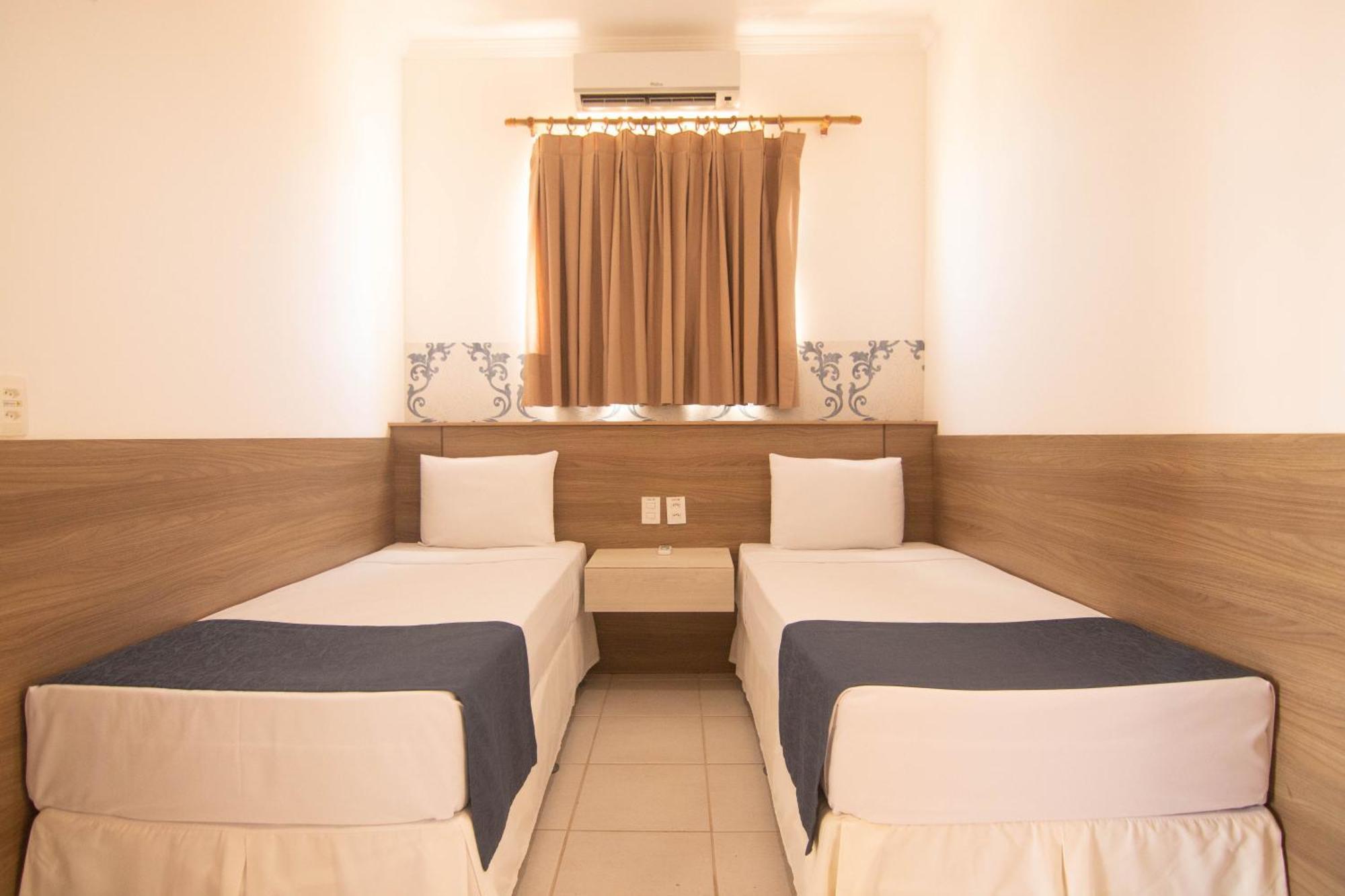 Milos Beach Hotel Акуираз Стая снимка